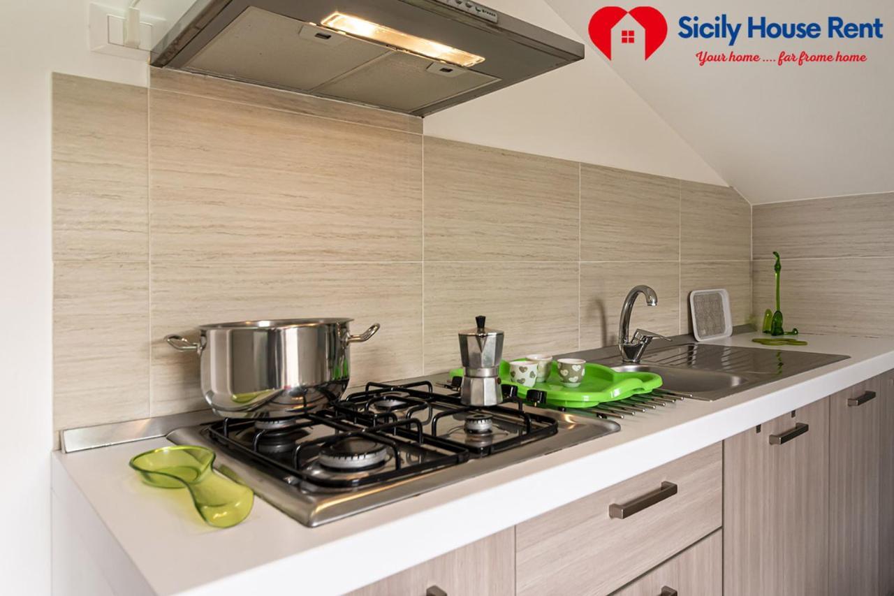 קאסטלמארה דל גולפו Borgo Aranci - Appartamento In Villa Garofalo - 15B מראה חיצוני תמונה