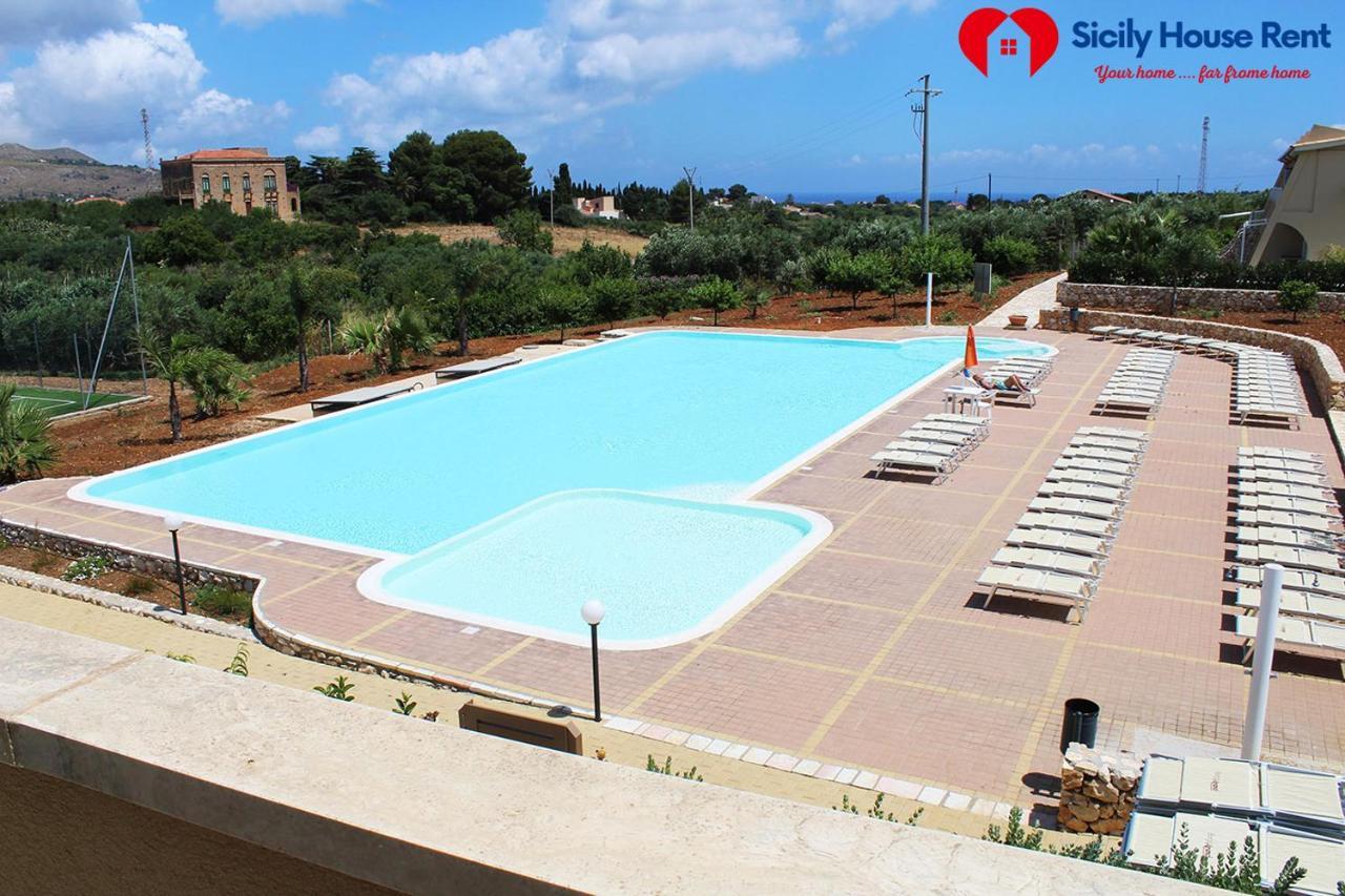 קאסטלמארה דל גולפו Borgo Aranci - Appartamento In Villa Garofalo - 15B מראה חיצוני תמונה